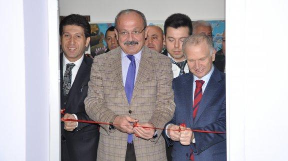 Şehit Zülfü Çalışkan Z Kütüphanesi Düzenlenen Törenle Açıldı