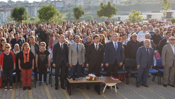 Süleymanpaşa Fatih Anadolu Lisesinin Mezuniyet Töreni Yapıldı