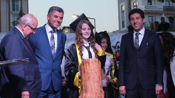 Süleymanpaşa Namık Kemal Lisesinin 63. Mezuniyet Töreni Yapıldı