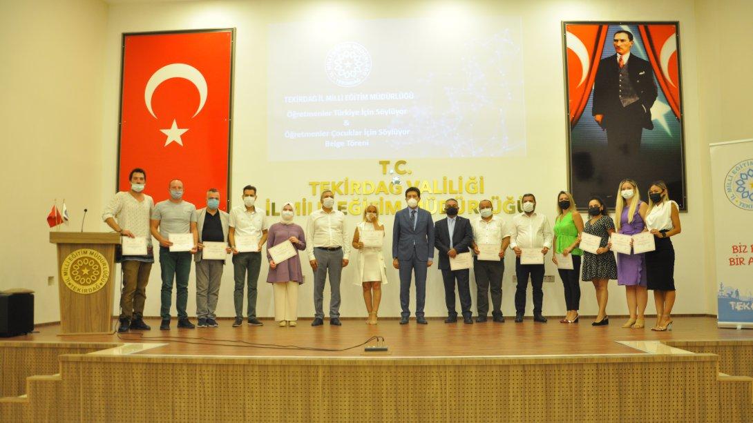 Öğretmenler Türkiye İçin Söylüyor ve Öğretmenler Çocuklar İçin Söylüyor Projesi Kapsamında Görev Alan Öğretmenlerimize ve Personelimize Ödülleri İl Milli Eğitim Müdürümüz Ersan Ulusan Tarafından Verildi