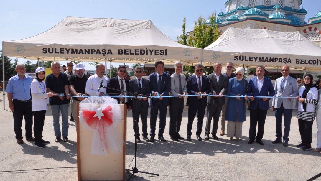 Süleymanpaşa Anadolu İmam Hatip Lisesinin Düzenlediği TÜBİTAK 4006 Bilim Fuarının Açılışı Yapıldı