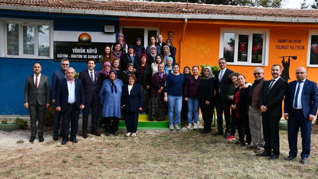 Malkara Kaymakamı Kerem Süleyman Yüksel ve  İl Milli Eğitim Müdürümüz Ersan Ulusan Yörük Mahallesini Ziyaret Ettiler