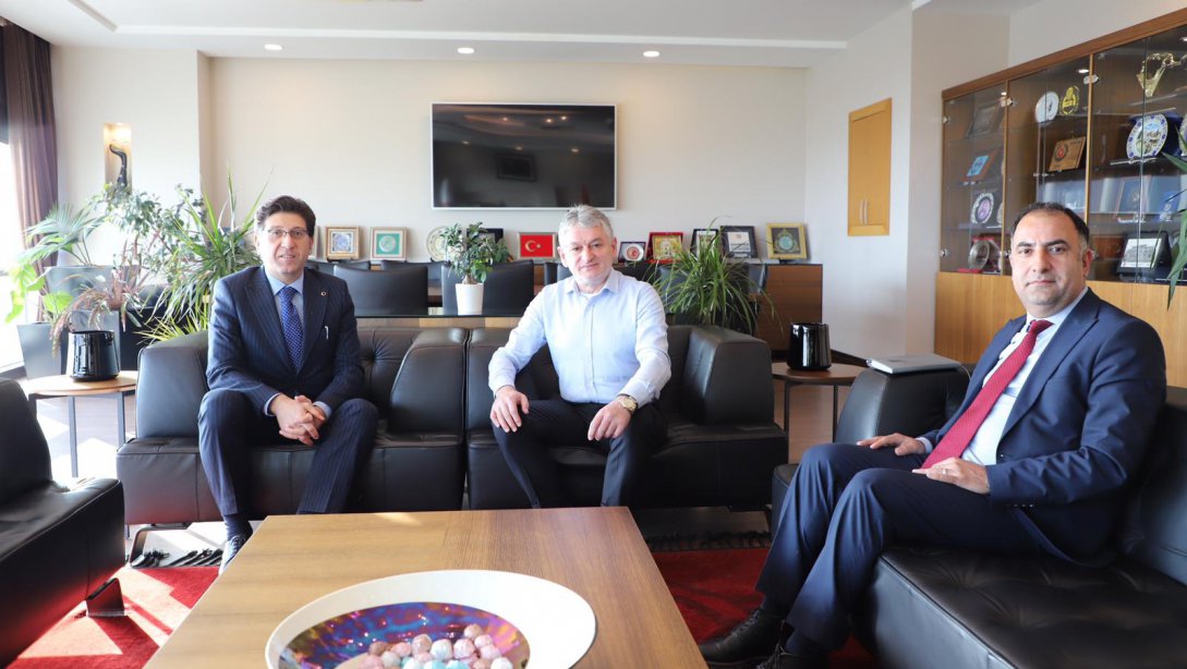 İl Milli Eğitim Müdürümüz Ersan Ulusan Tekirdağ Ticaret ve Sanayi  Odası Başkanı Cengiz Günay'ı Ziyaret Etti
