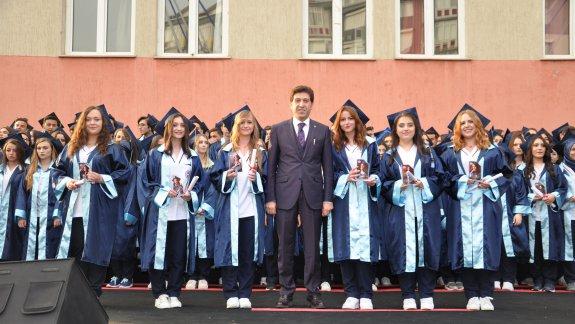  İl Milli Eğitim Müdürümüz Ersan ULUSAN, Kadriye-Nazif Gölge Mesleki ve Teknik Anadolu Lisesinin mezuniyet törenine katıldı