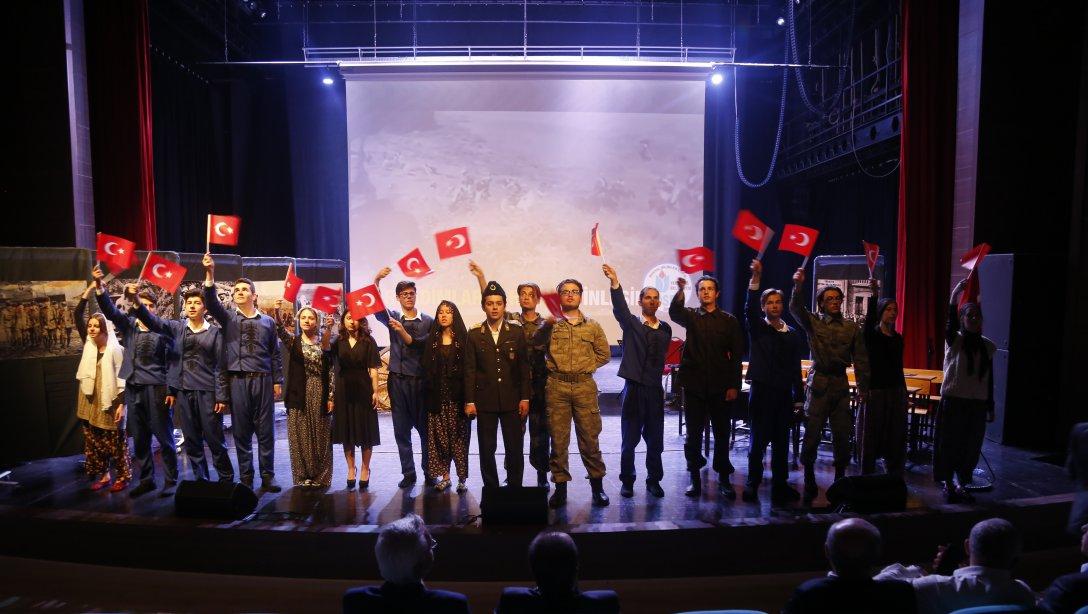 Gazi Mustafa Kemal Atatürk'ün Samsun'a Çıkışının 100. Yıl Dönümü Dolayısıyla Şiir Dinletisi Düzenlendi