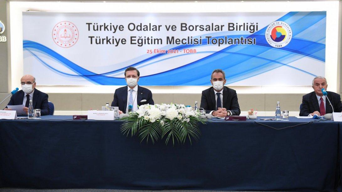 Bakan Özer, TOBB Türkiye Eğitim Meclisi Toplantısı'na Katıldı
