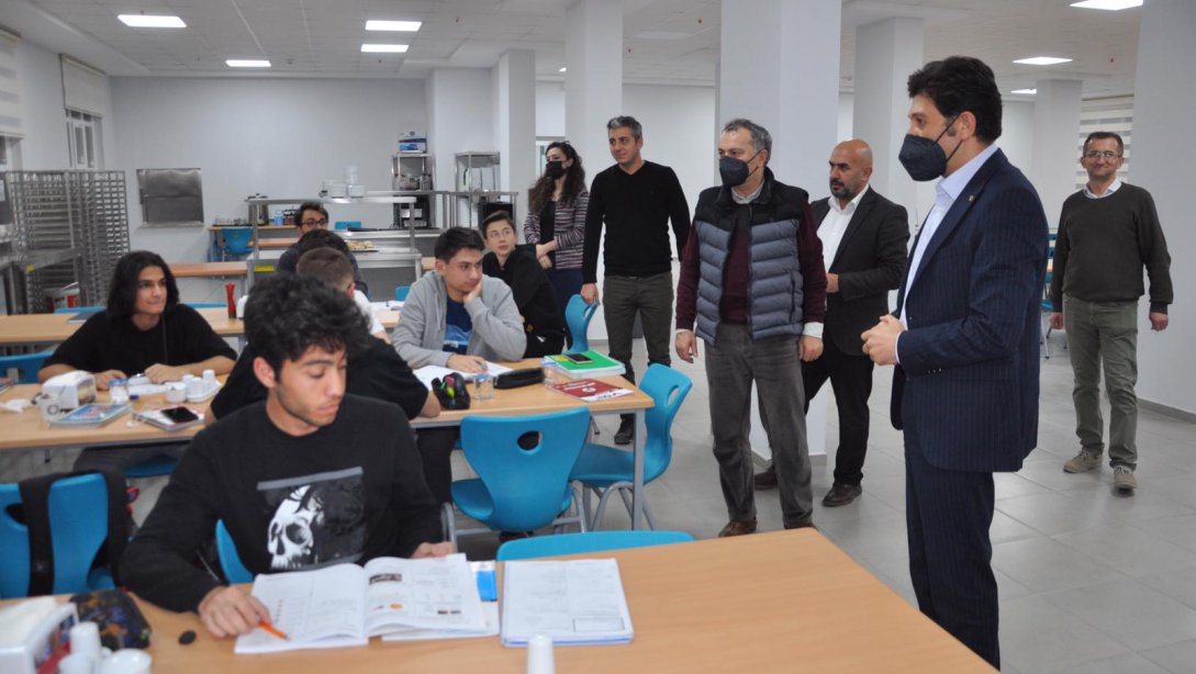 İl Milli Eğitim Müdürümüz Ersan Ulusan Çerkezköy Seval Ahmet Çetin Fen Lisesi Öğrenci Pansiyonu Ziyaret Etti 