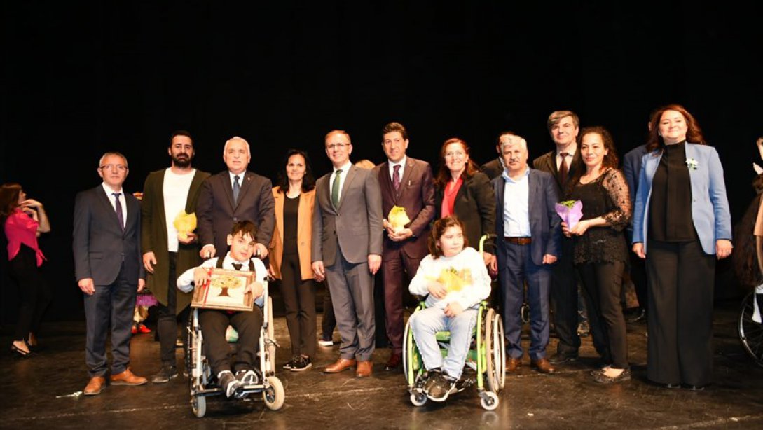 Vali Aziz Yıldırım, 10-16 Mayıs Engelliler Haftası Programı'na Katıldı