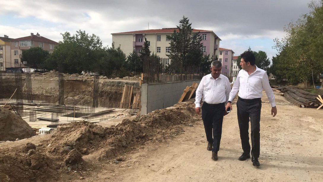 İl Millî Eğitim Müdürümüz Ersan Ulusan İnşaatı Devam Eden Zeliha Mehmet Tusçuoğlu Ortaokulununda İncelemelerde Bulundu 