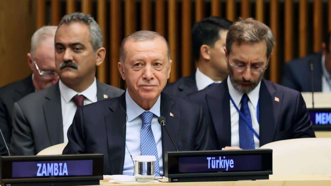 Cumhurbaşkanı Erdoğan ve Bakan Özer, New York'ta BM Vesayet Konseyi'nde Düzenlenen Eğitimin Dönüştürülmesi Zirvesi'ne Katıldı