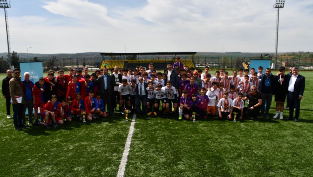 2022 - 2023 Eğitim - Öğretim Yılı Okul Sporları Futbol Yıldızlar İl Birinciliği Müsabakaları Tamamlandı