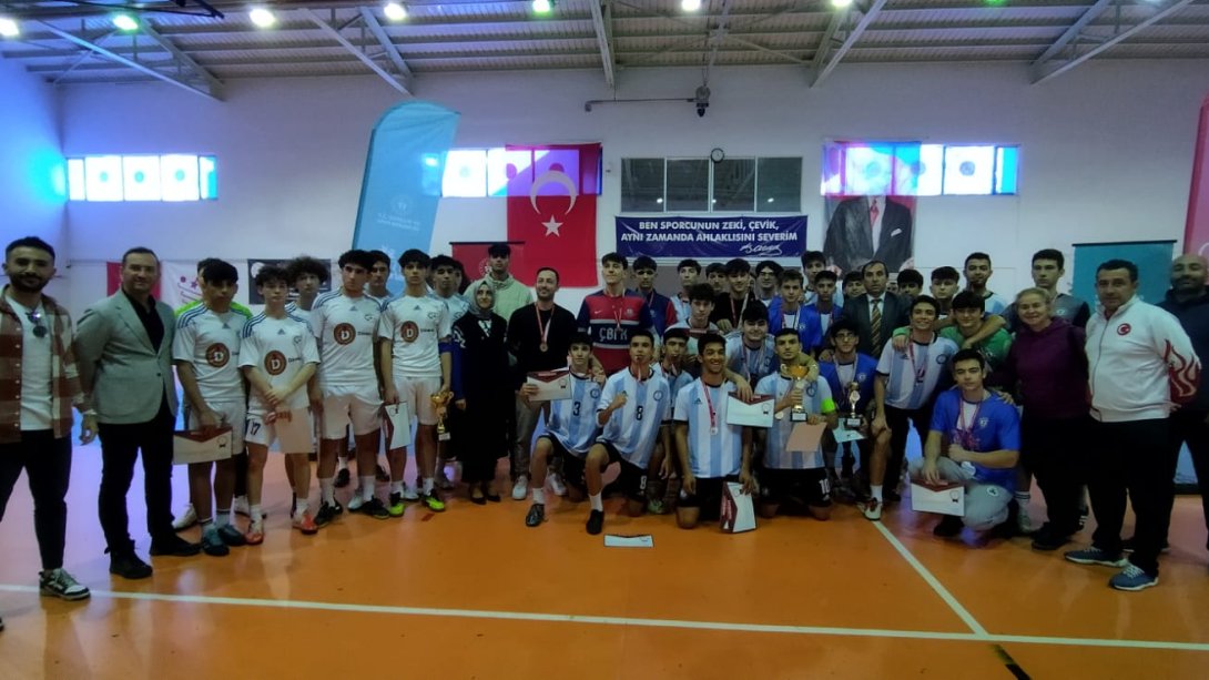 Okul Sporları Futsal Genç Erkekler İl Birinciliği Müsabakaları Sona Erdi