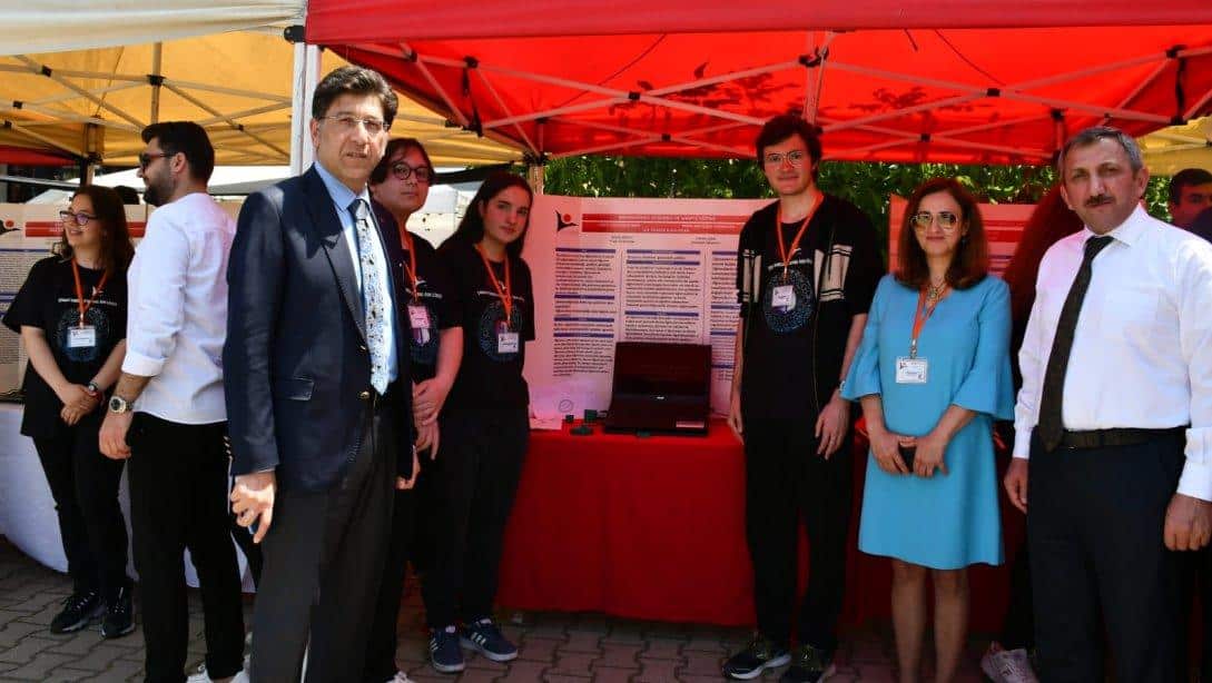 İl Millî Eğitim Müdürümüz Ersan Ulusan Çorlu Borsa İstanbul Fen Lisesi TÜBİTAK 4006-B Bilim Fuarı Sergisi Açılışına Katıldı